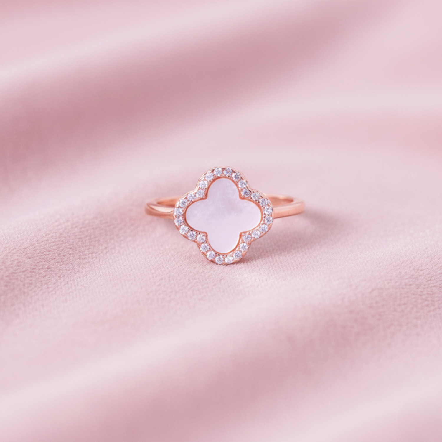 Rose Gold Clover Ring
