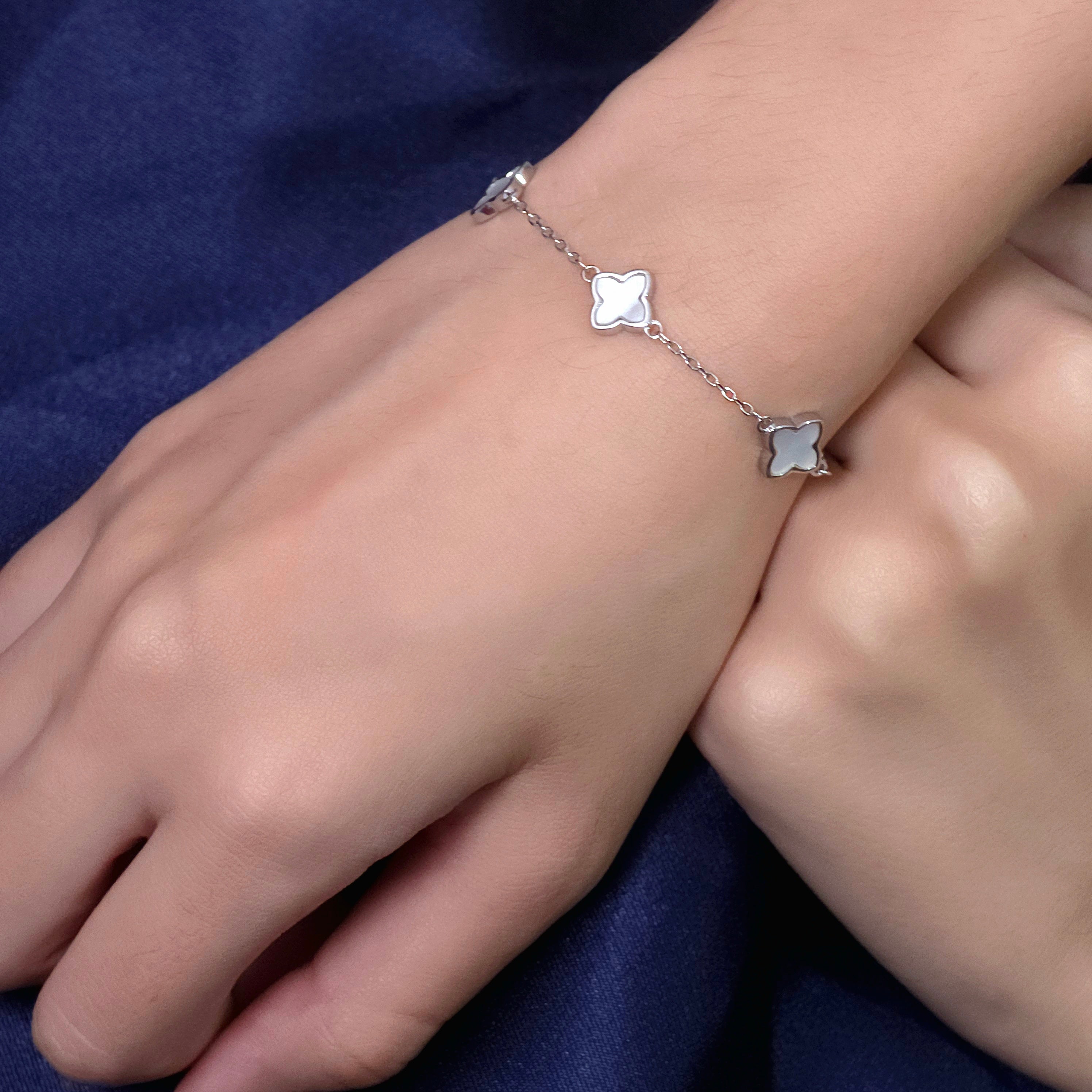 Silver Clover Charm Bracelet