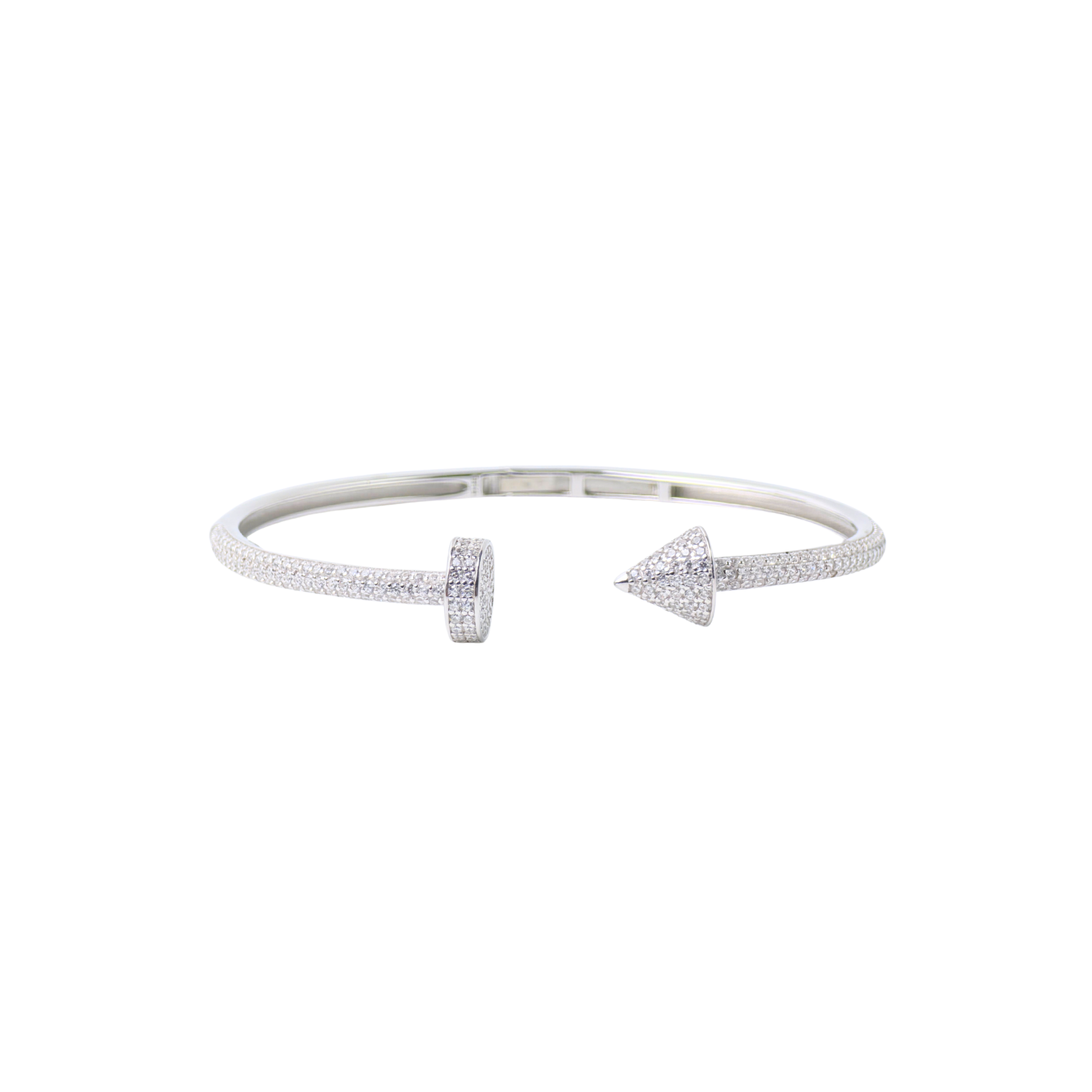 Silver bracelet with arrow design