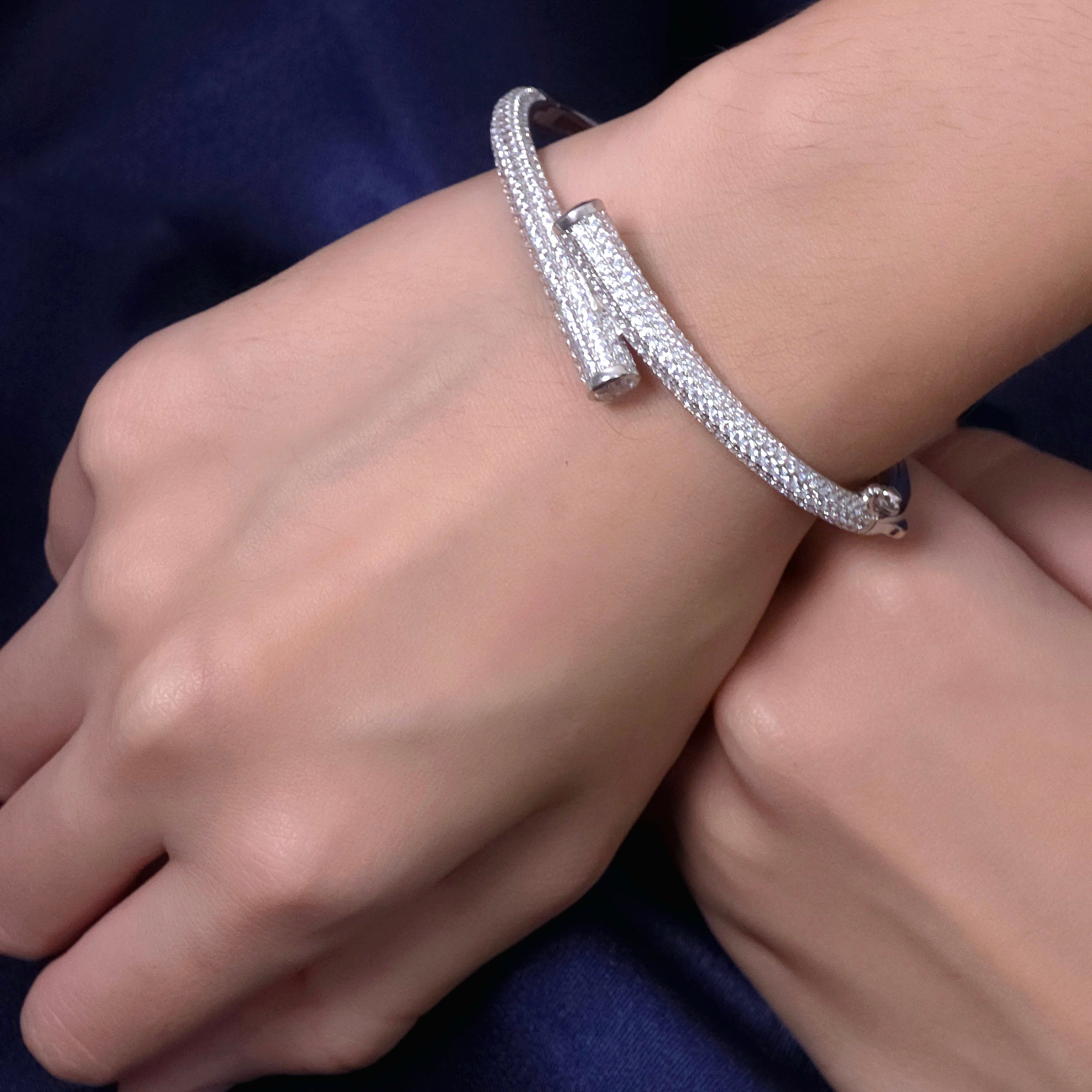 Silver Glow Crystal Bracelet