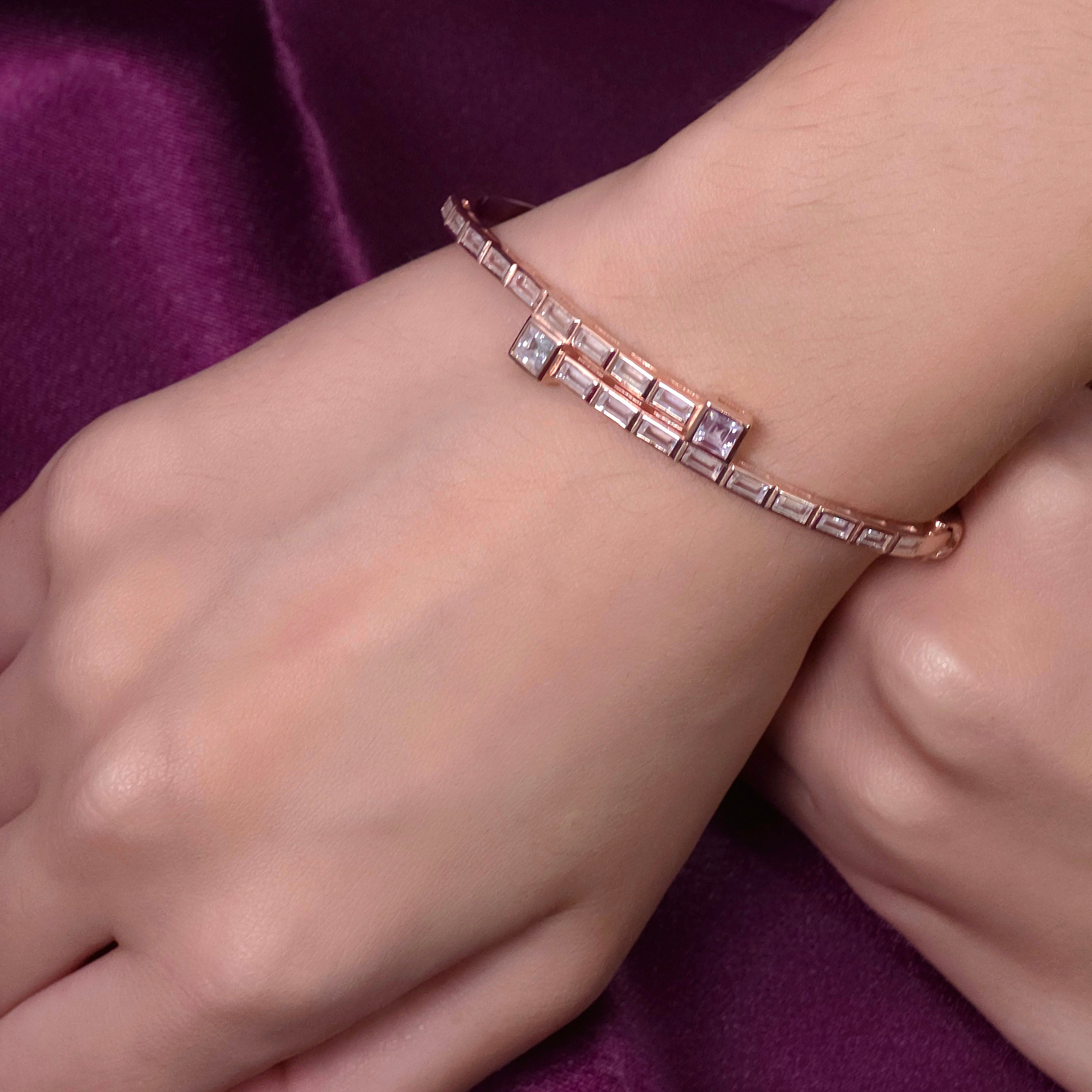 Rose Gold Classy Cube Bracelet