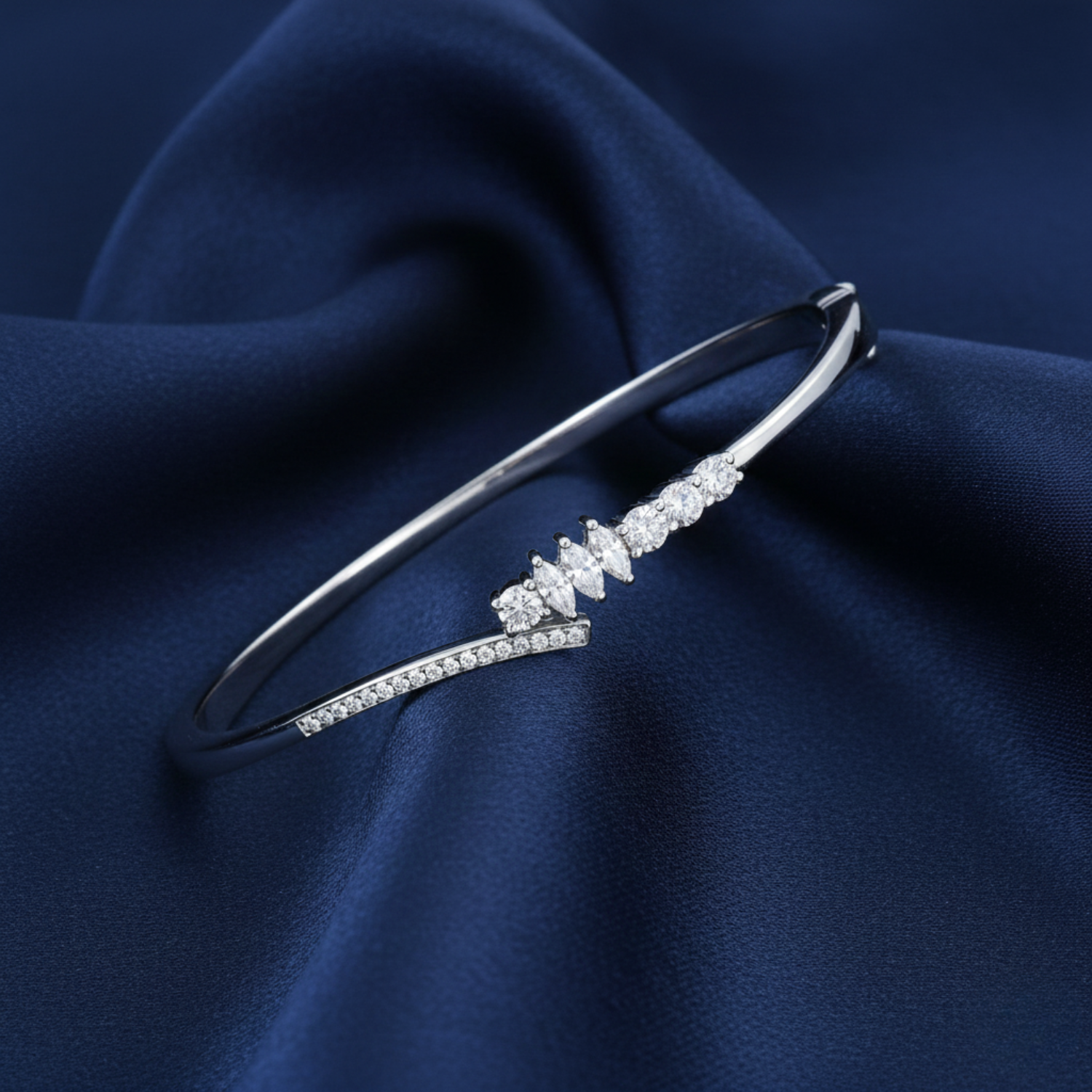 Sparkline Silver Bracelet