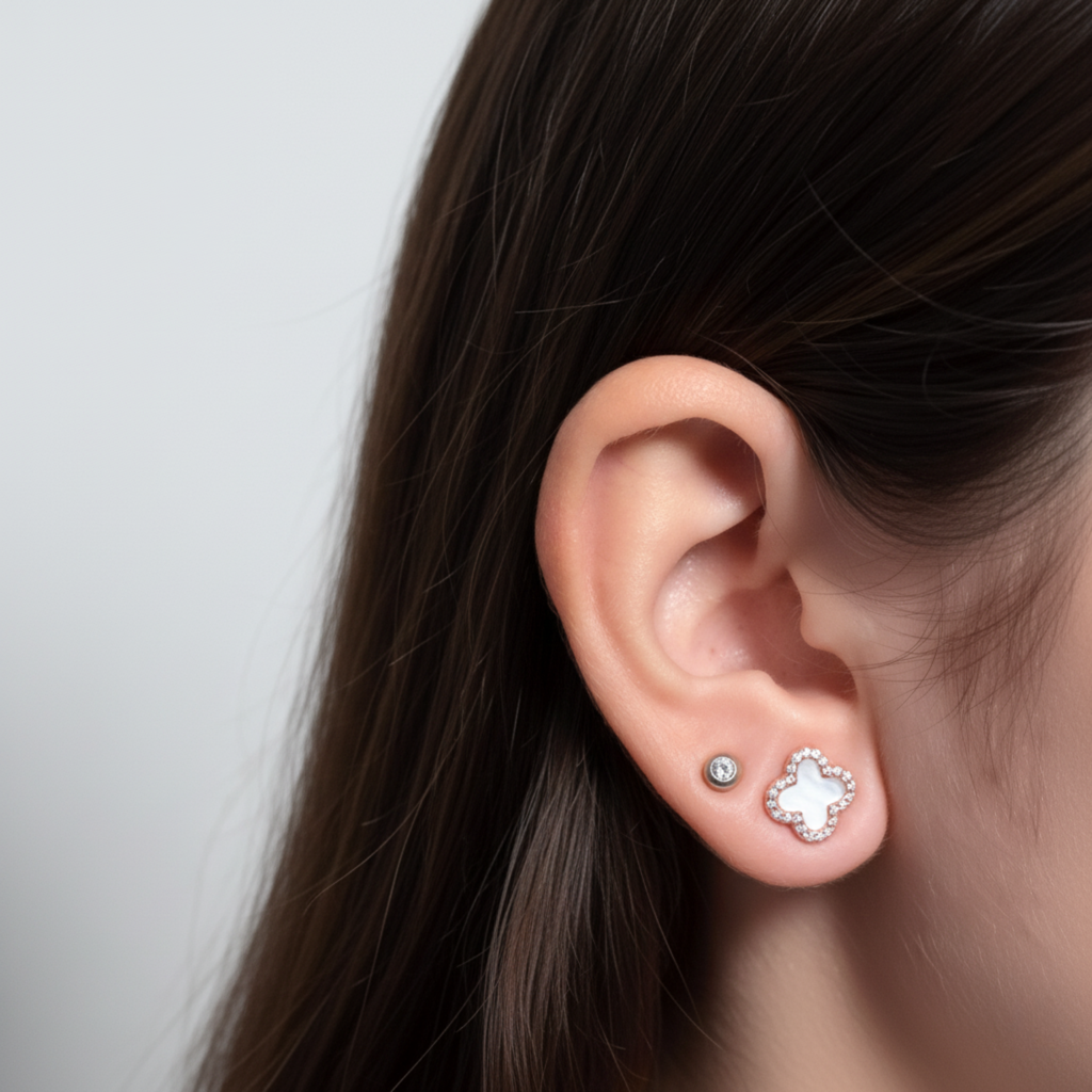 Rose Gold Clover Pendant Set