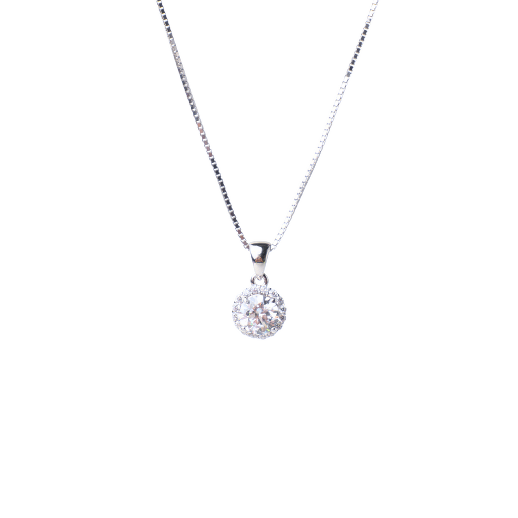 Classic Solataire Pendant Set