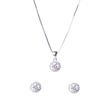 Classic Solataire Pendant Set