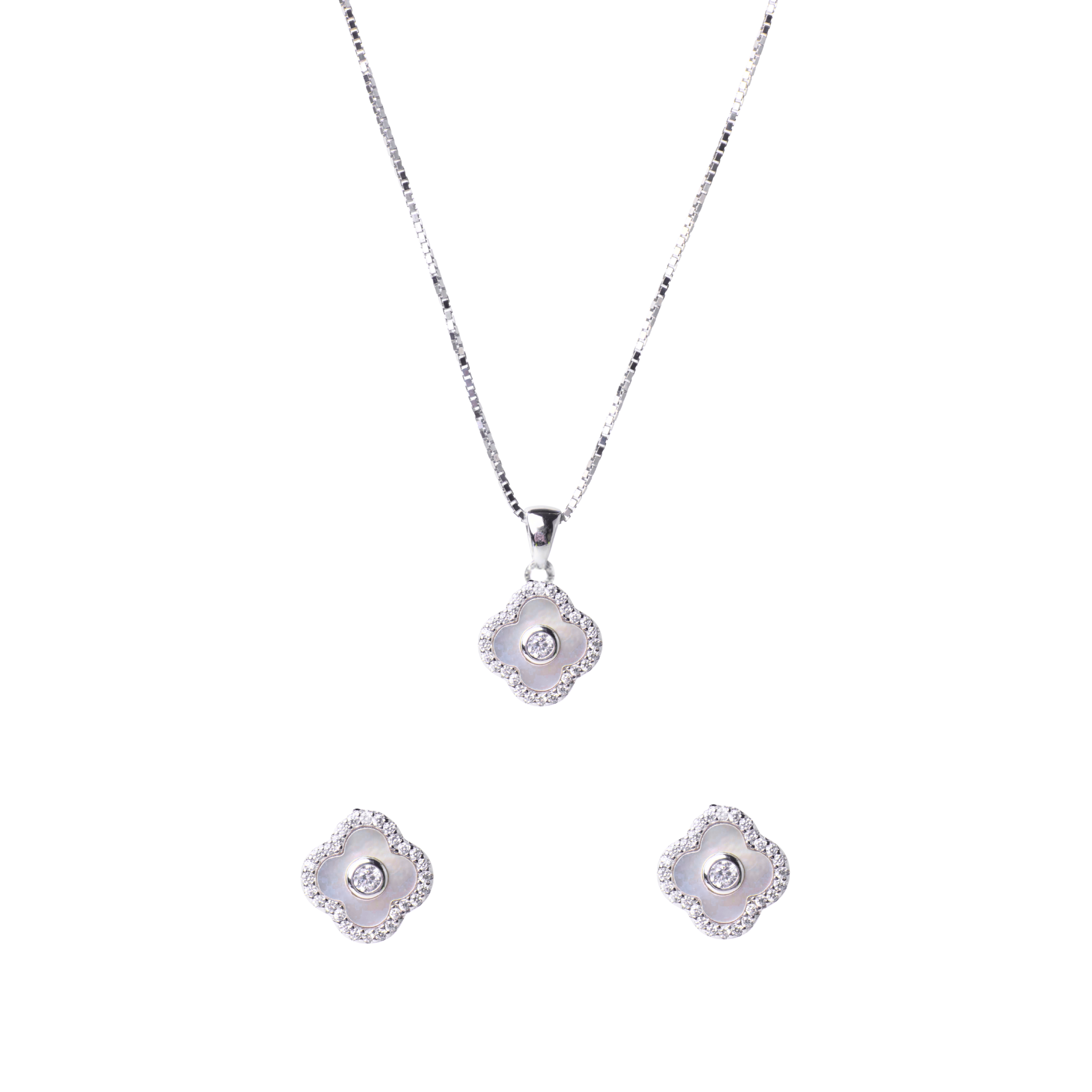 Shimmering Clover Pendant Set